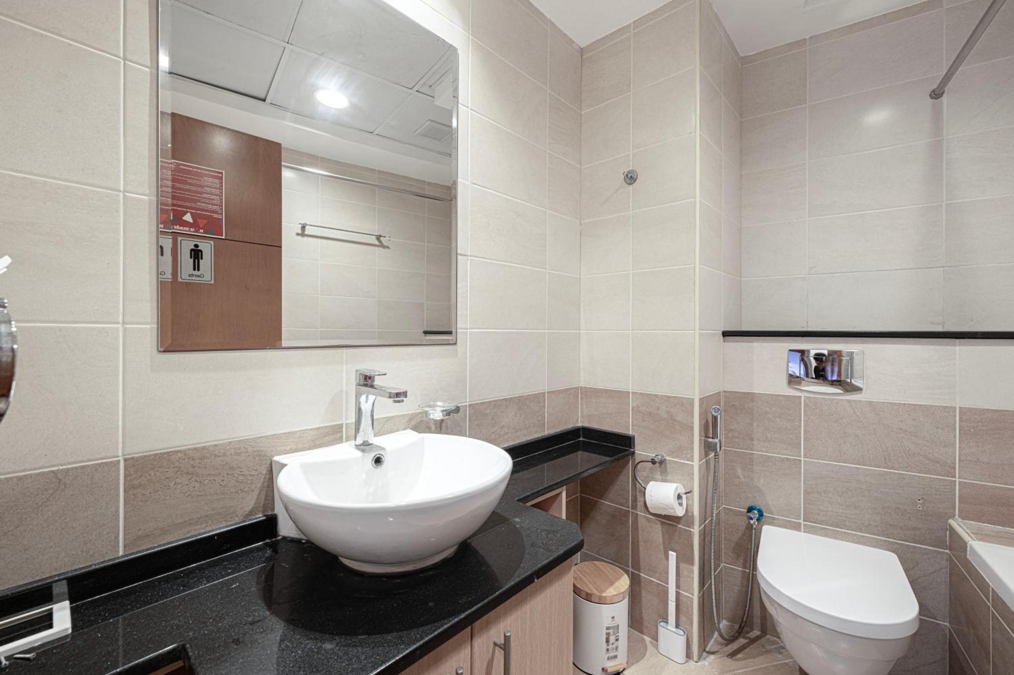 Capsule Experience Duplex - Panoramic Sea View - Nowmade La Marina Hostel ดูไบ ภายนอก รูปภาพ